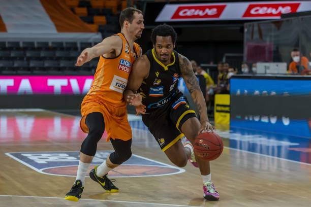 样本案例分 样本案例分