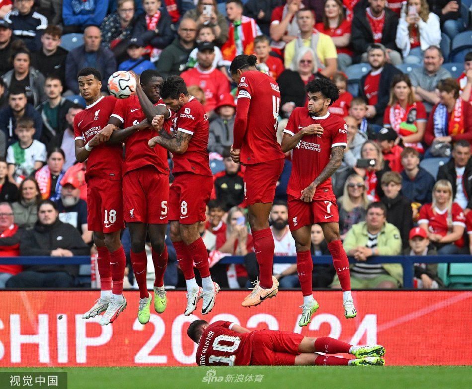 詹姆斯的独 詹姆斯的独